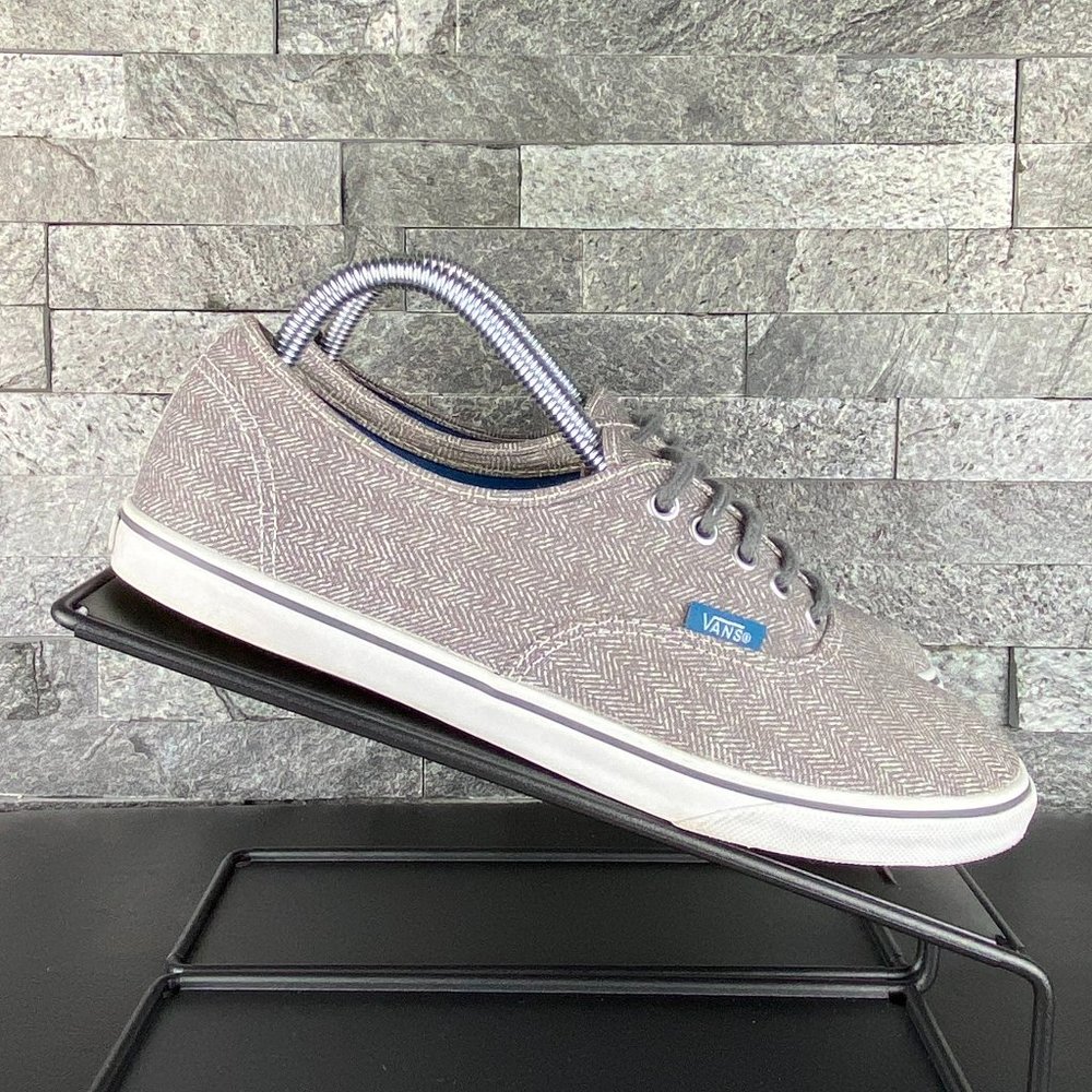 VANS Gray Chevron Classic Canvas Lace Up Sneakers